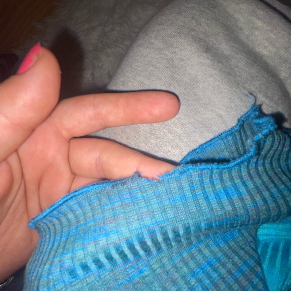 wild fable re-sewn cropped tee - Picture 3 of 4